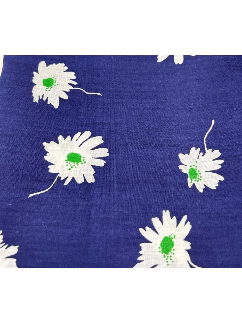 Blue Cotton Fabric White Green Daisy Print 21" x 44" Sewing Craft Quilting